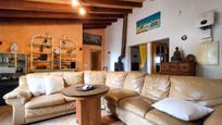 Sala d'estar de Finca rústica en venda en Inca amb Aire condicionat, Jardí privat i Terrassa
