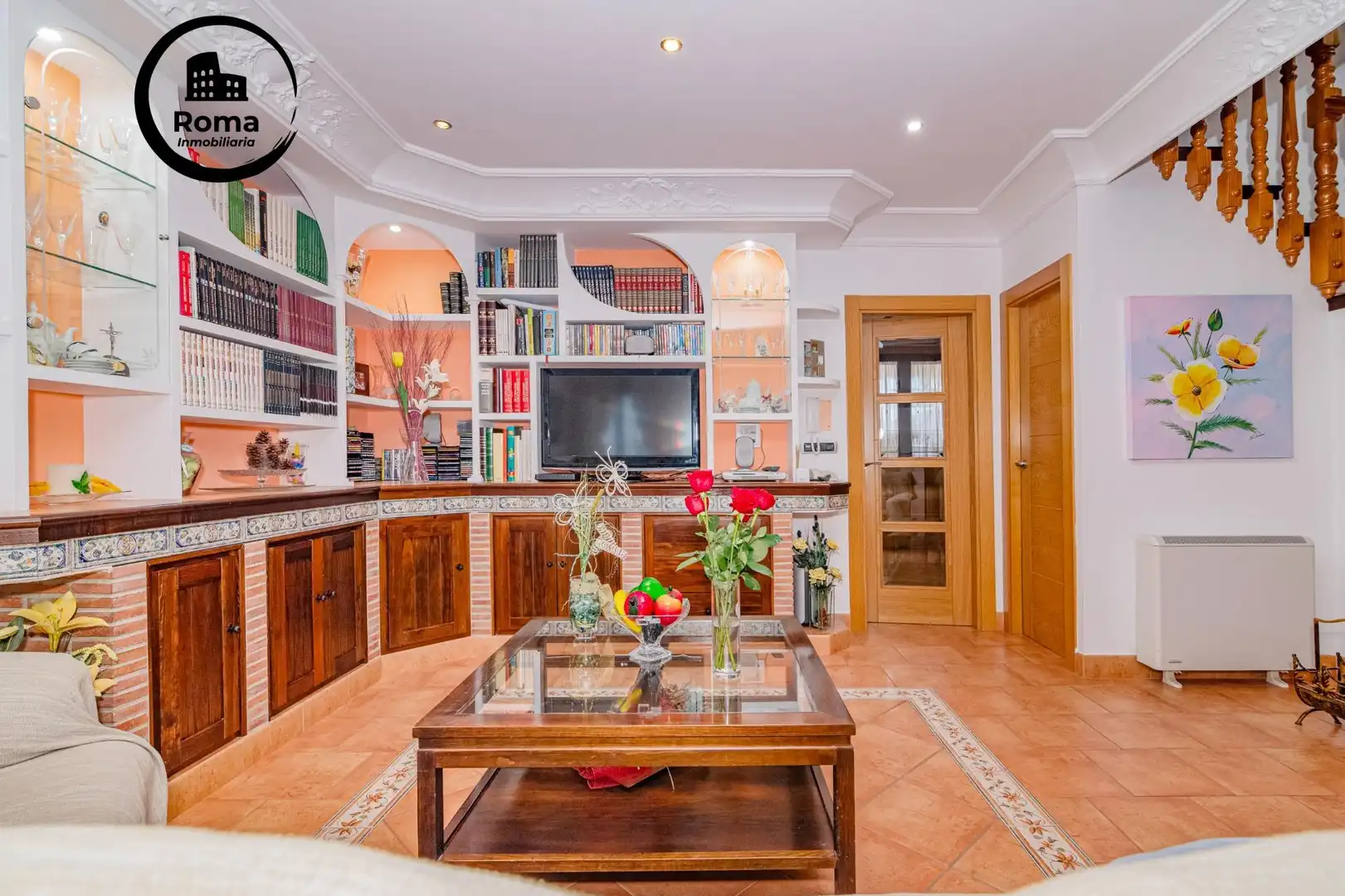 Sala de estar de Casa adosada en venta en La Zubia con Aire acondicionado, Calefacción y Piscina