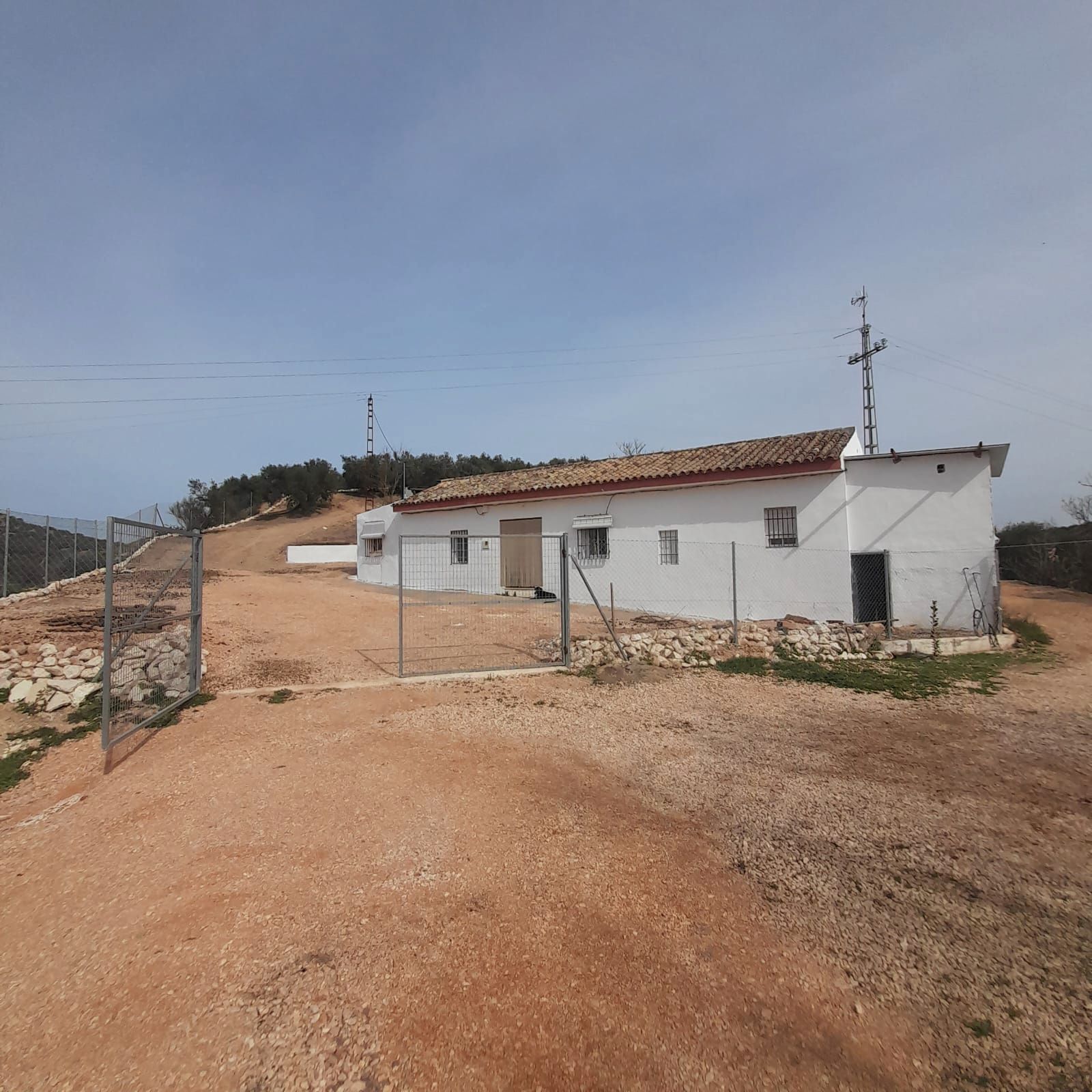 Außenansicht von Country house zum verkauf in Encinas Reales