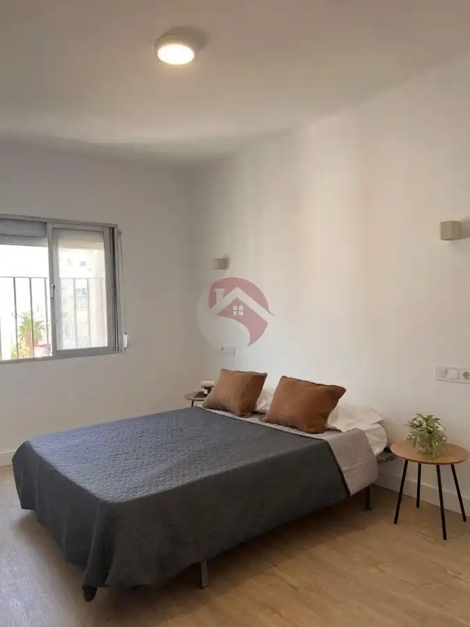 Bedroom of Flat for sale in Málaga  with Furnished