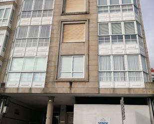 Vista exterior de Pis en venda en O Grove   amb Calefacció, Parquet i Terrassa