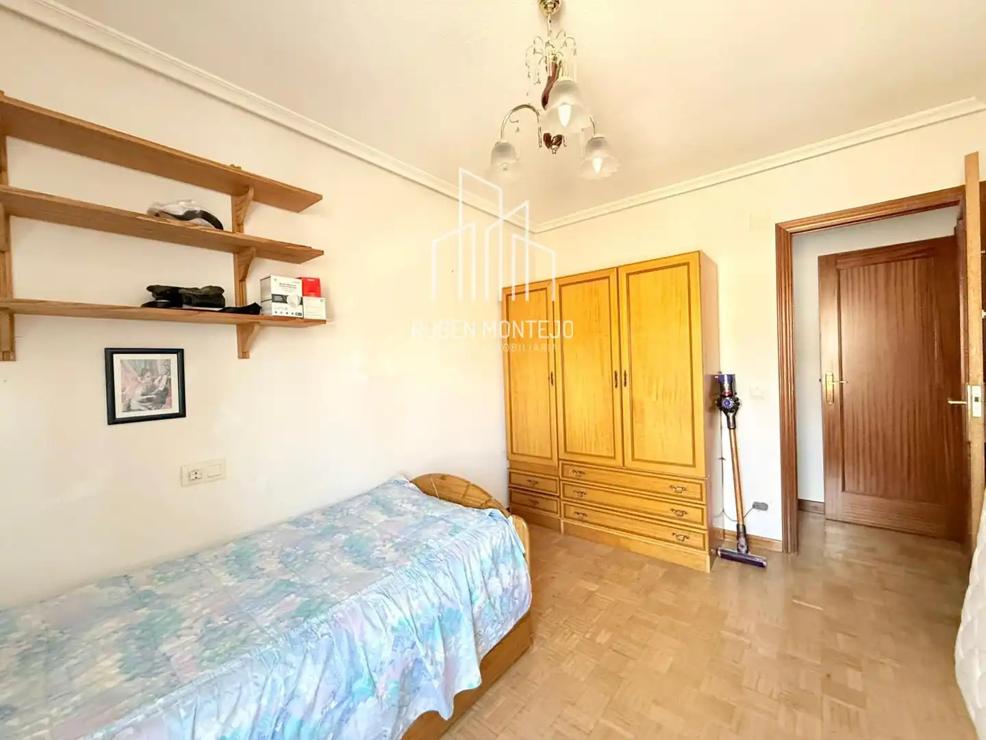 Bedroom of Flat for sale in Salamanca  with Heating, Terrace and Storage room