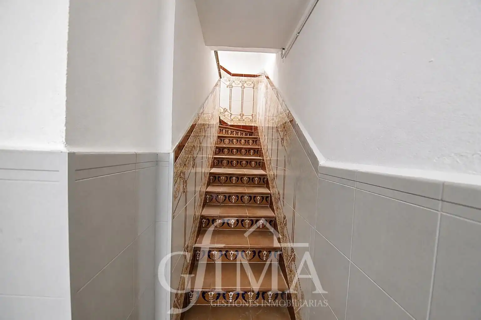 Casa adosada en venta en Tomelloso con Calefacción y Trastero