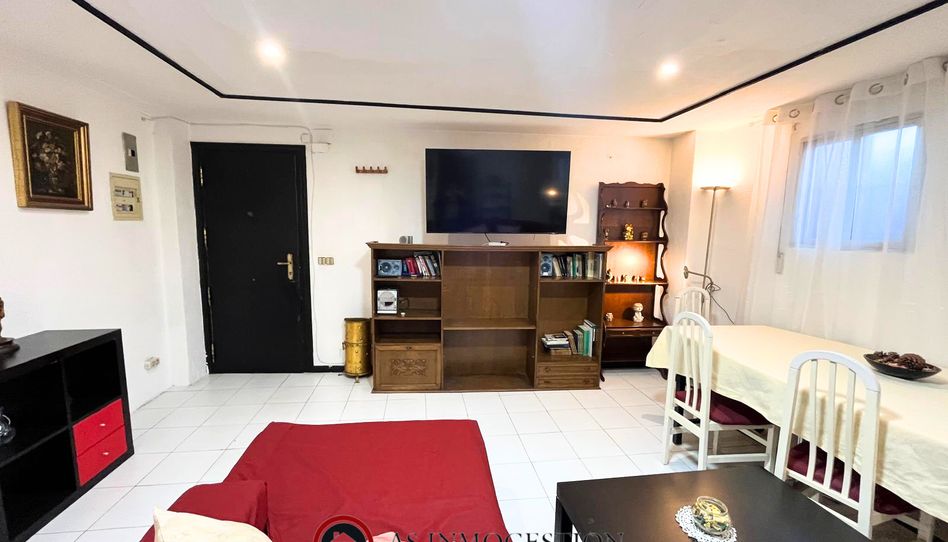 Piso de alquiler en Calle de las Islas Bermudas, Tres Olivos - Valverde - Imagen 4