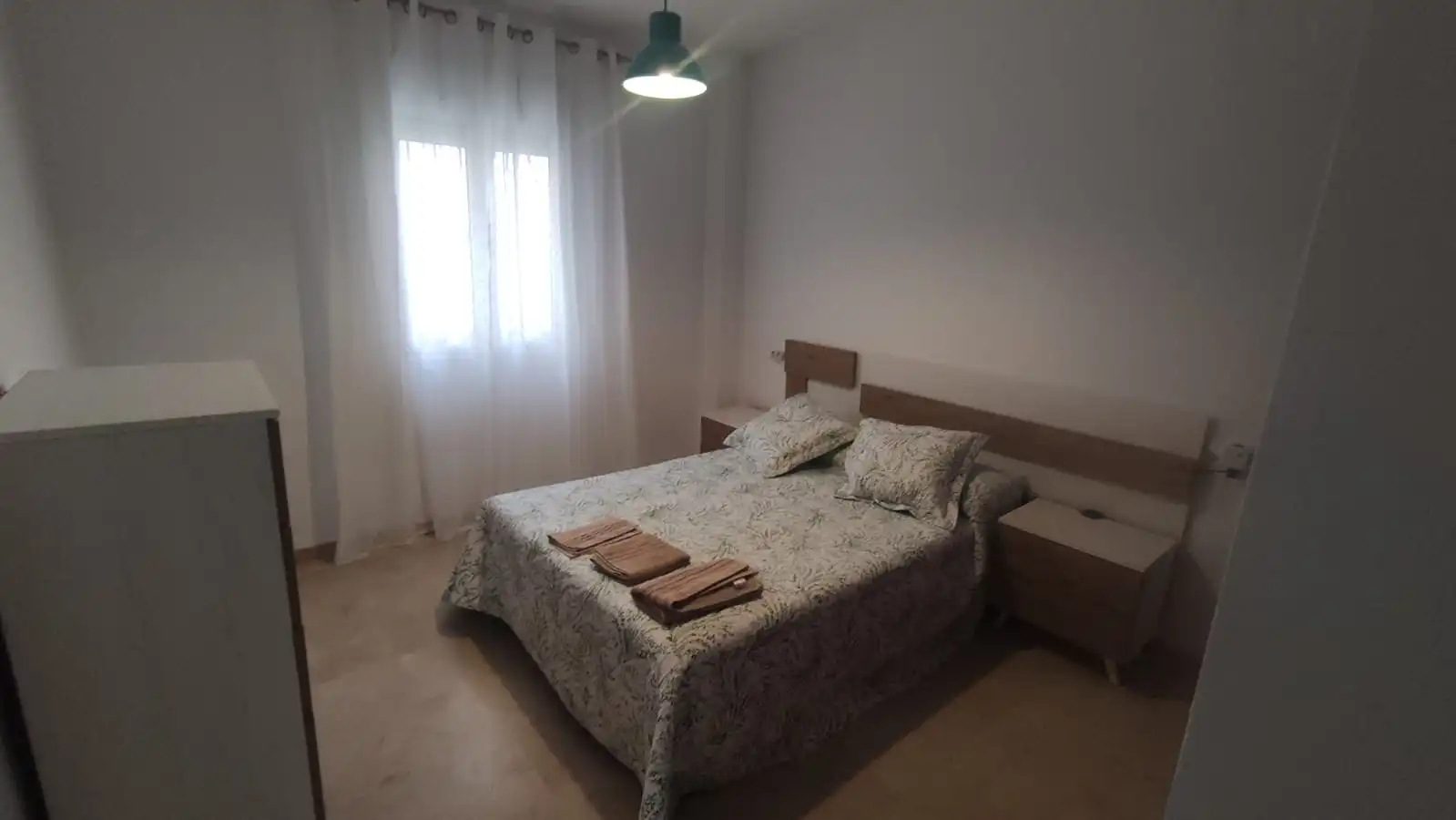 Bedroom of Apartments for sale in Algeciras  with Air Conditioner, Furnished and Oven