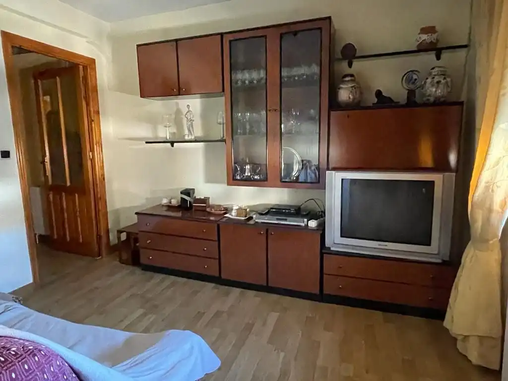 Sala d'estar de Casa o xalet en venda en Redecilla del Camino amb Moblat