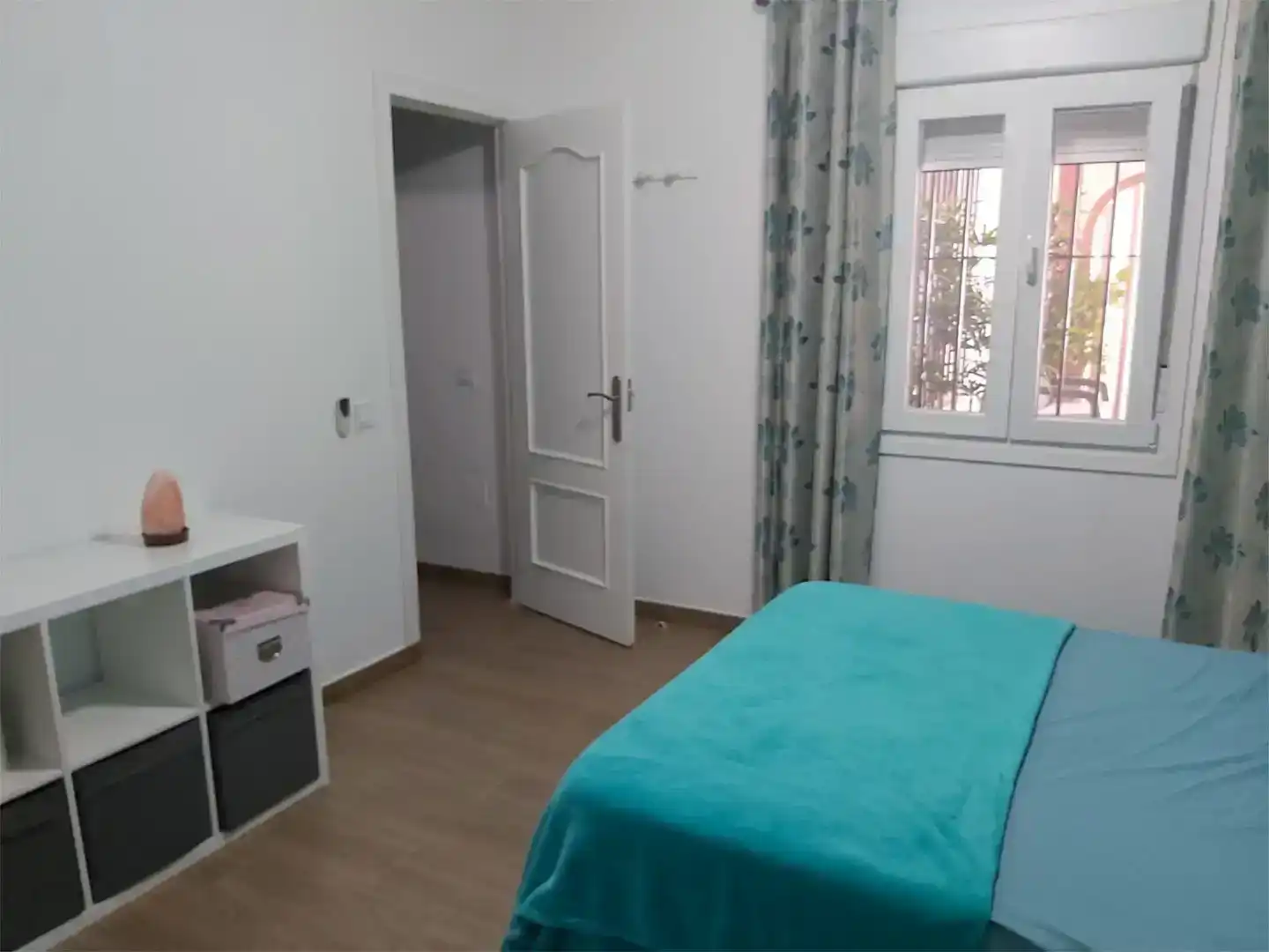 Dormitori de Casa o xalet de lloguer en Coín amb Aire condicionat, Jardí privat i Piscina