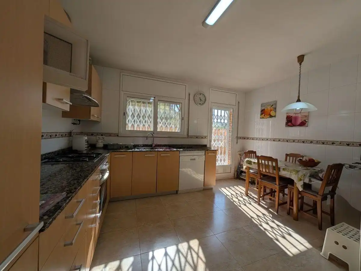Casa amb jardí en venda a Cervelló, imagen 9