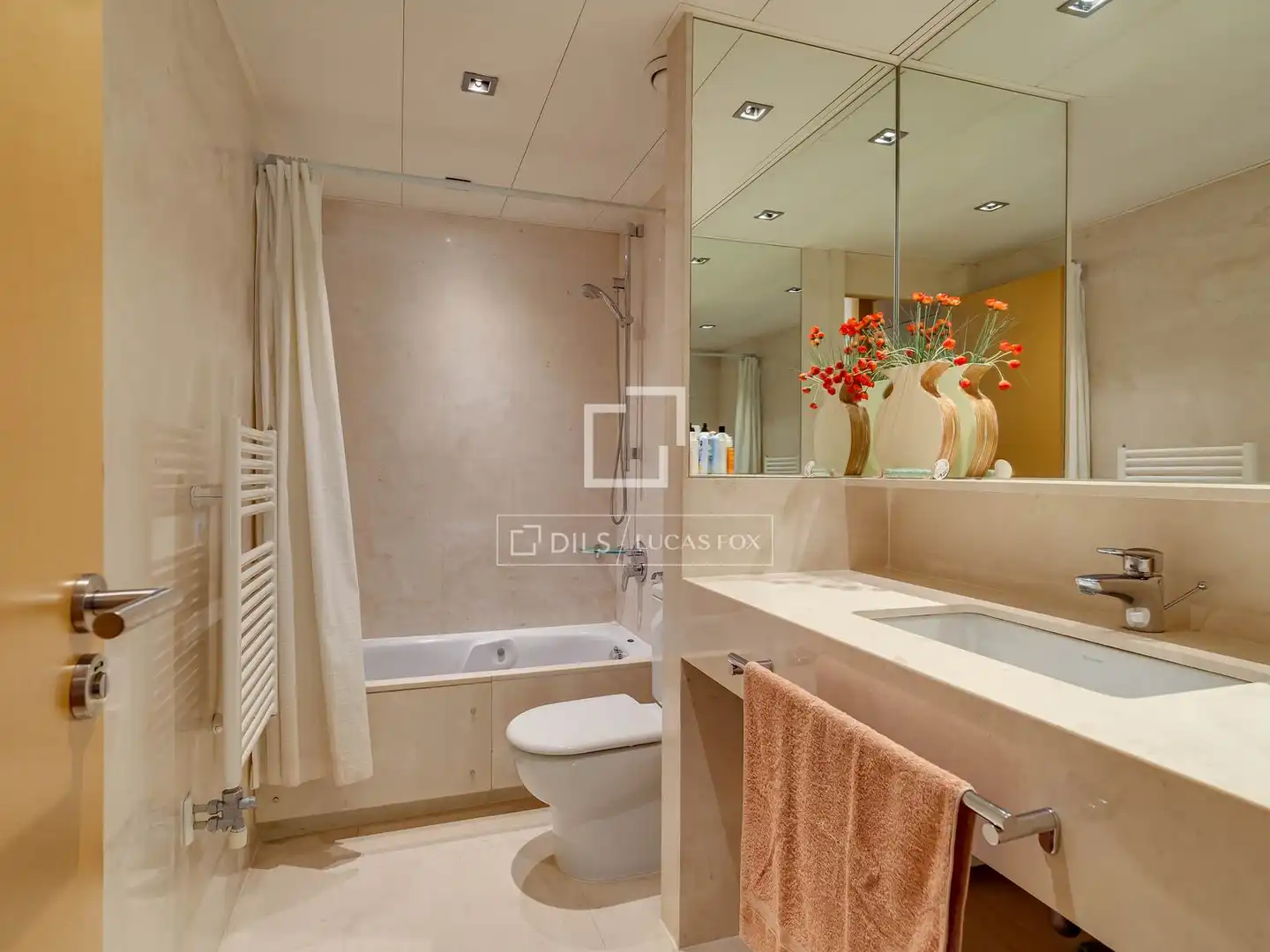 Baño de Piso en venta en Barcelona con Aire acondicionado, Calefacción y Parquet