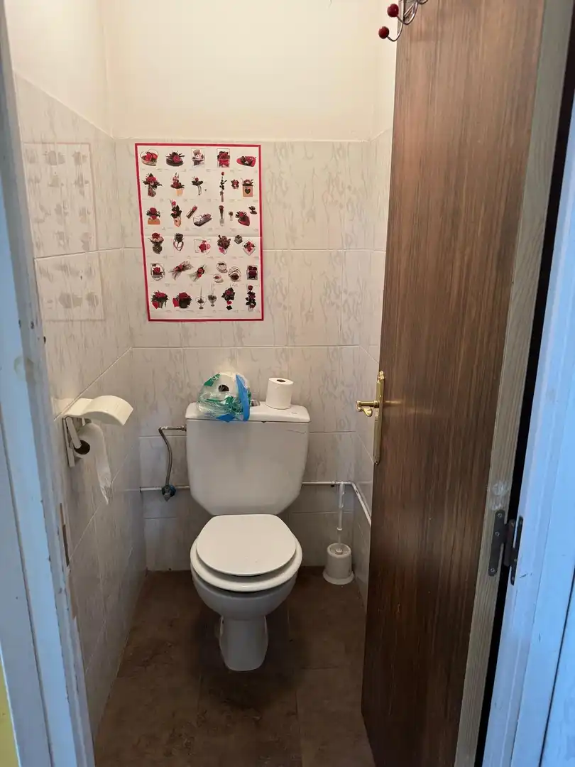 Baño de Local de alquiler en Roses con Aire acondicionado