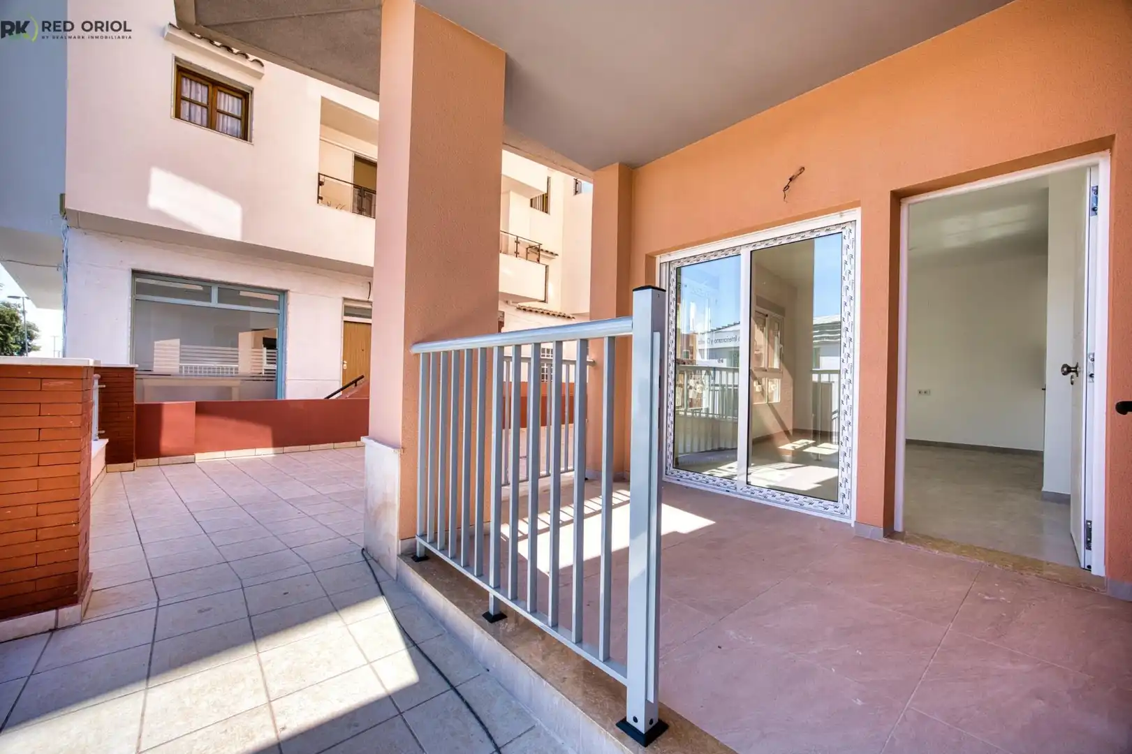 Piso en venta en Calle de Tomás Villanueva, imagen 2