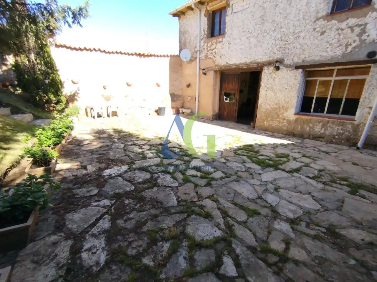 Casa con jardín en venta en Santovenia de la Valdoncina, imagen 8