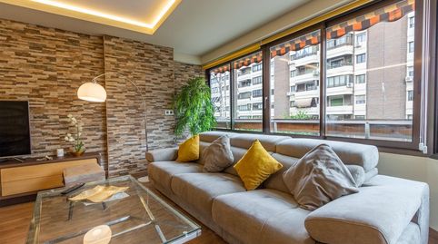 Foto 2 de Apartamento de alquiler en Eusebio Sempere, 16, Ensanche - Diputación, Alicante / Alacant