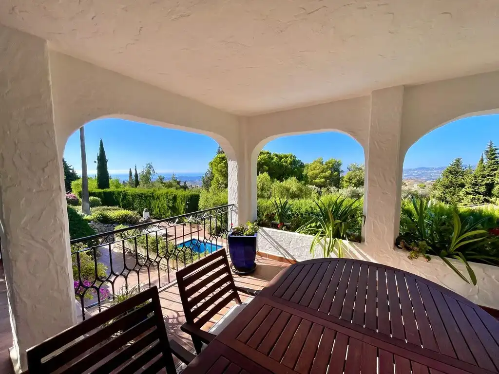 Chalet con piscina en venta en Valtocado - La Alquería - La Atalaya, imagen 2