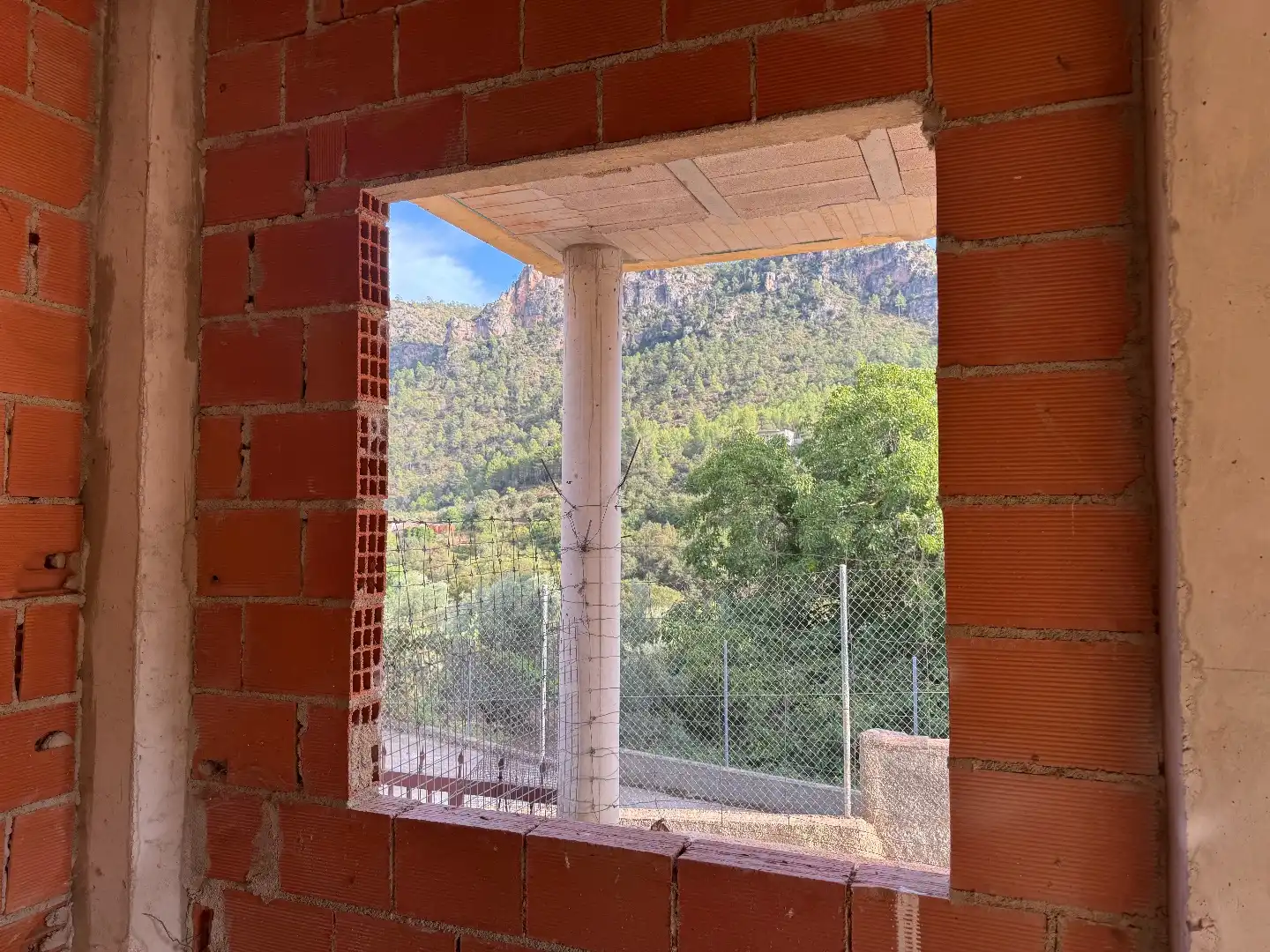 Vista exterior de Terreno en venta en Molinicos