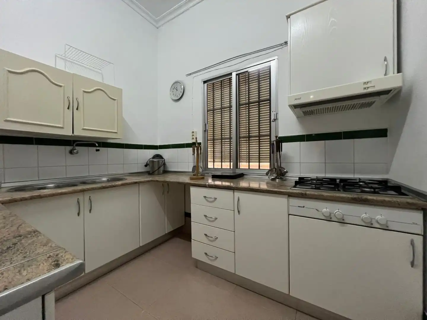 Cocina de Casa o chalet en venta en Los Palacios y Villafranca con Piscina