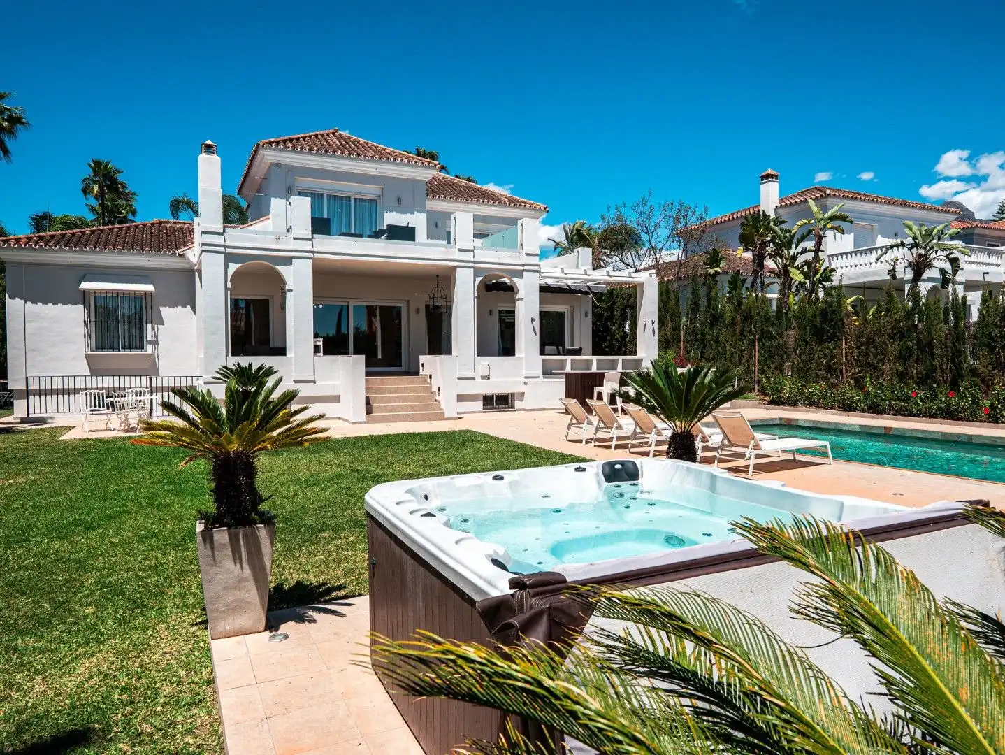 Jardí de Casa o xalet en venda en Marbella amb Aire condicionat, Jardí privat i Terrassa