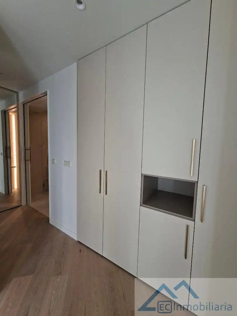 Habitación de Piso en venta en Santander con Calefacción y Trastero