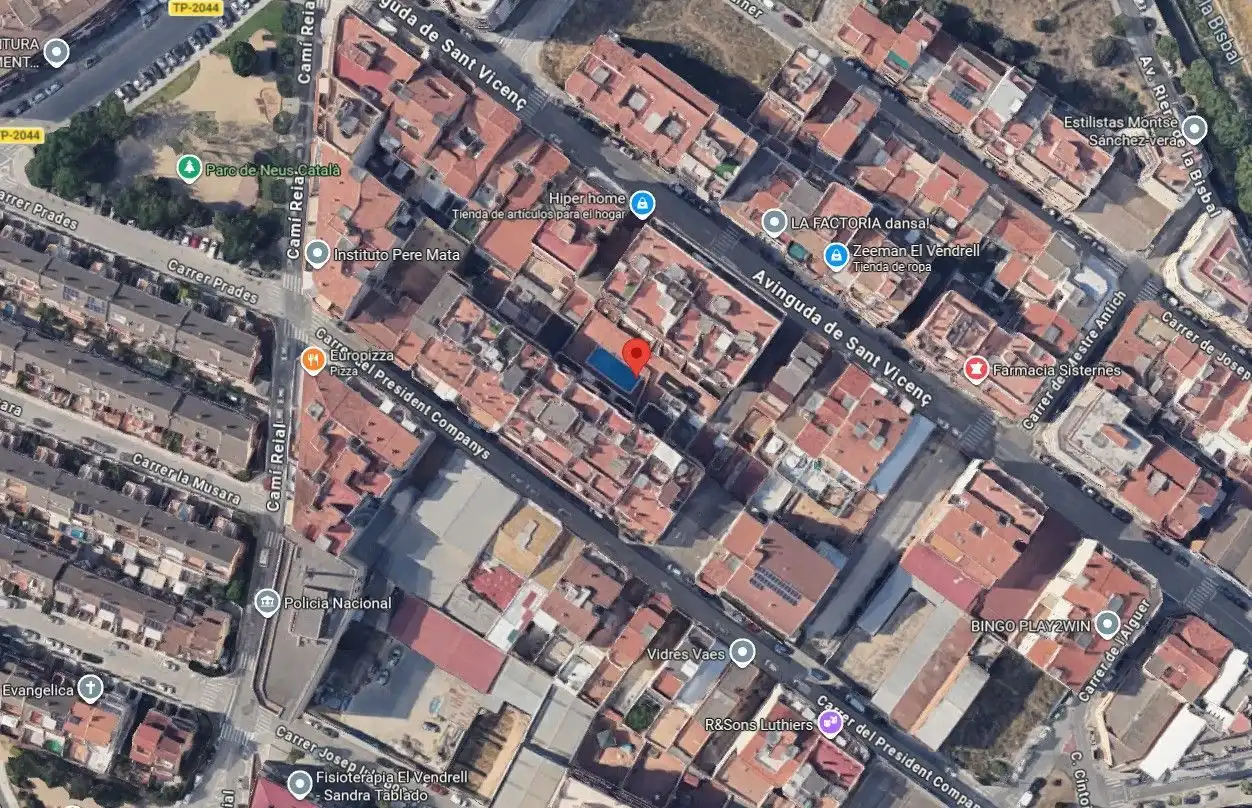 Exterior view of Garage for sale in El Vendrell