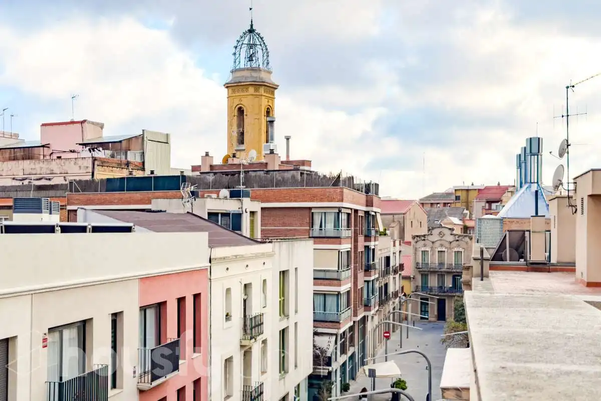 Vista exterior de Casa o chalet en venta en Barcelona con Aire acondicionado, Calefacción y Jardín privado