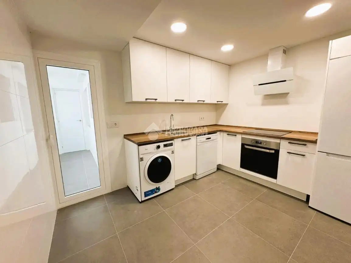 Cocina de Piso en venta en Zaragoza