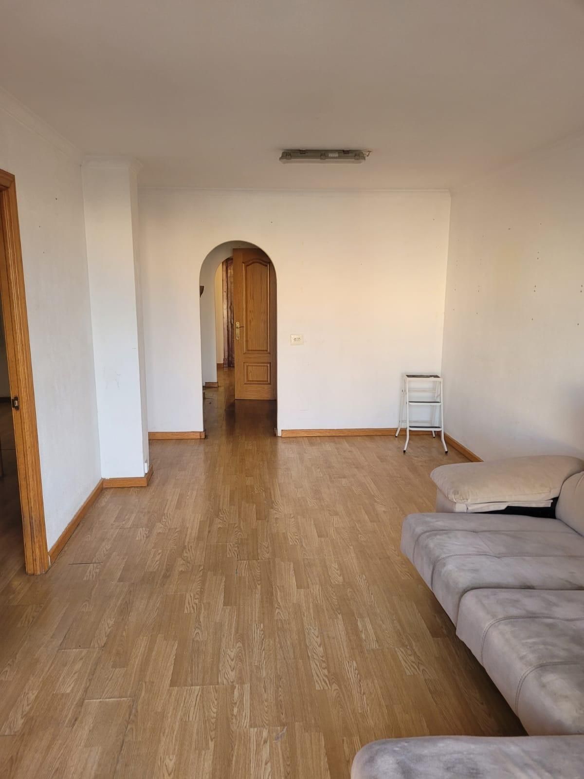 Piso en venta en Carrer FRIDA KAHLO, Plaça de Toros, Nord