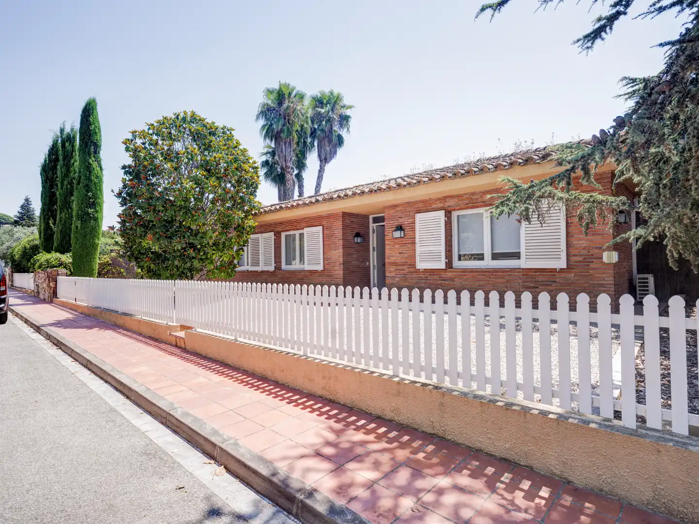 Exterior view of Houses for sale in Sant Andreu de Llavaneres  with Air Conditioner, Heating and Private garden