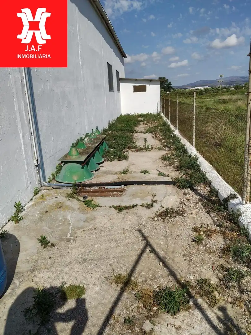 Nau industrial en venda en El Puig de Santa Maria