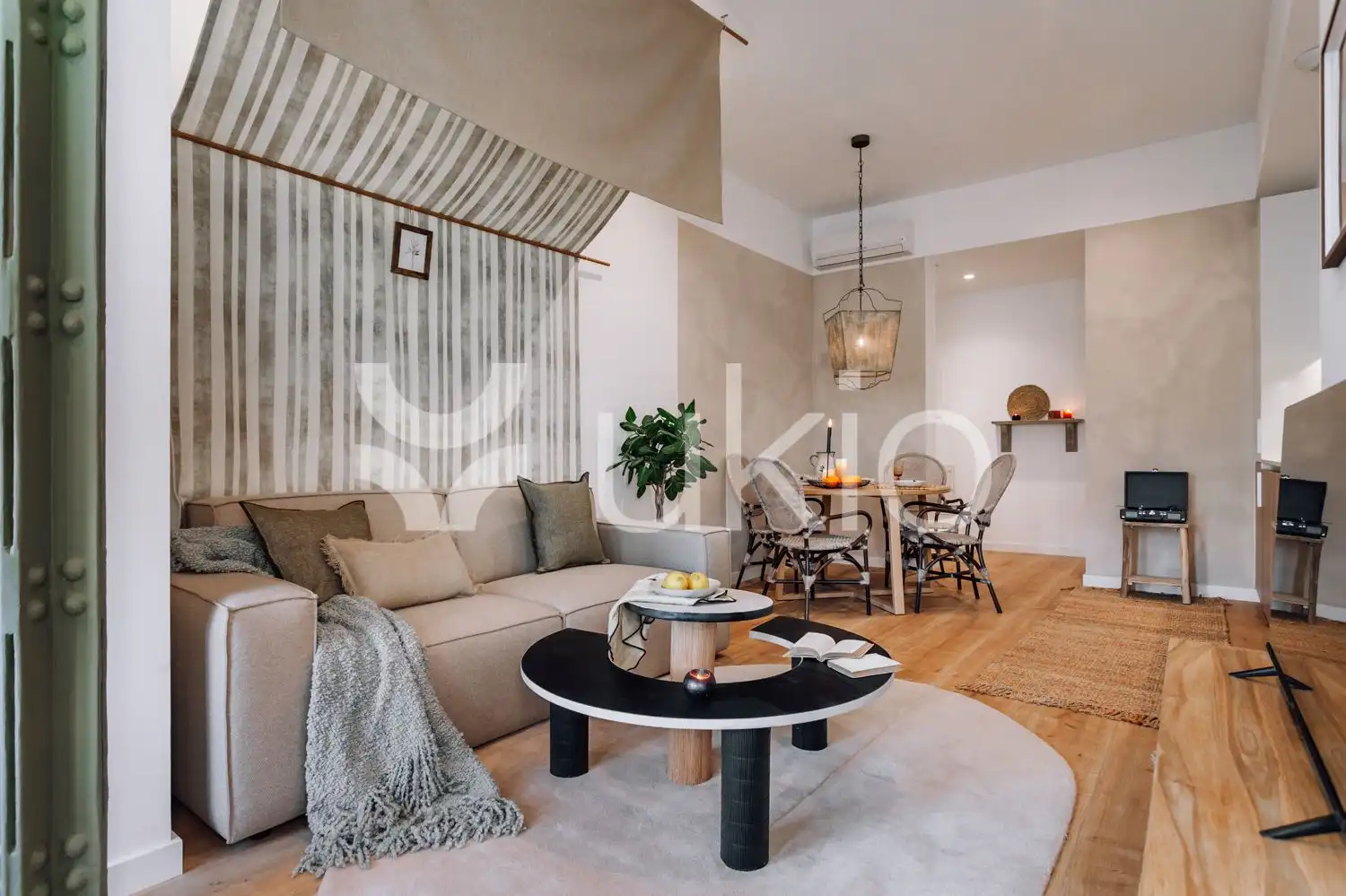 Apartment with lift to rent in Gran Via de les Corts Catalanes, imagen 13