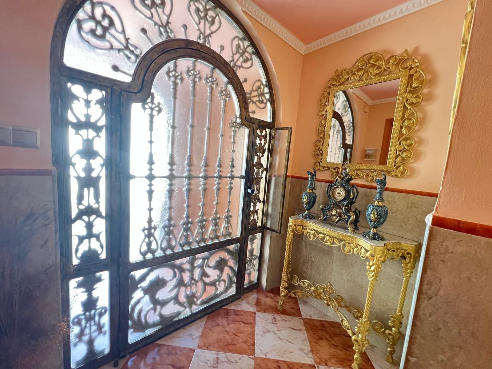Casa o xalet en venda en Antequera amb Terrassa, Traster i Balcó
