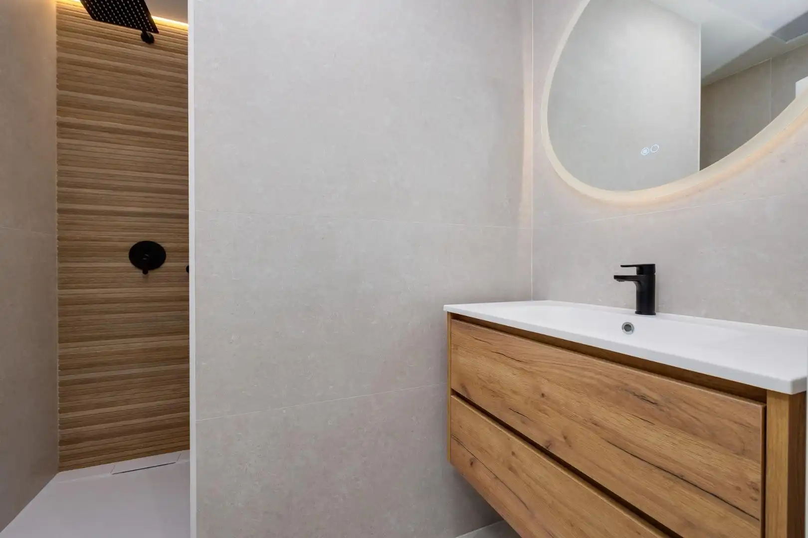 Apartament amb piscina en venda a Puerto Deportivo, imagen 33