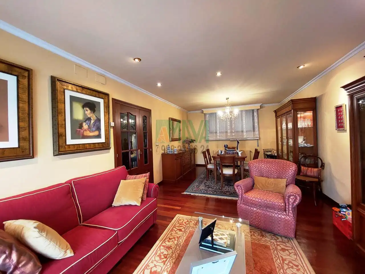 Sala de estar de Casa adosada en venta en Ourense Capital  con Calefacción