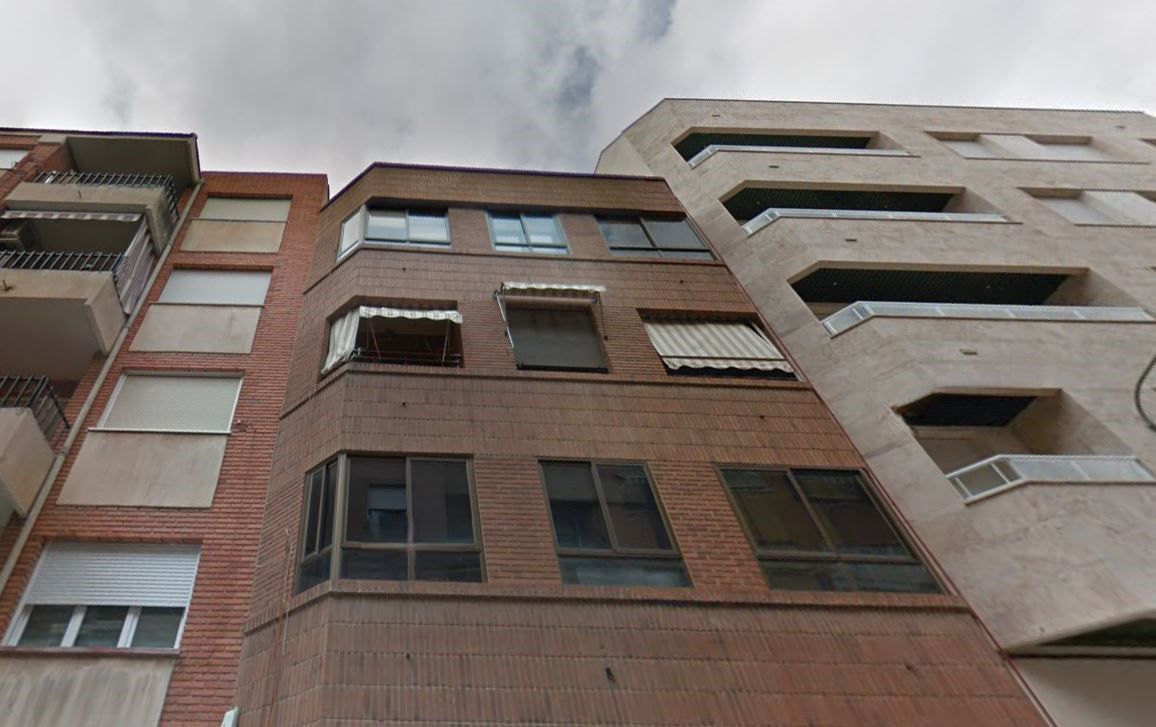 Vista exterior de Piso en venta en  Albacete Capital con Calefacción y Balcón
