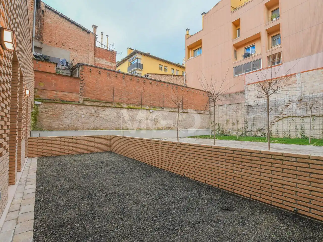 Terraza de Piso en venta en Vic con Calefacción, Terraza y Alarma