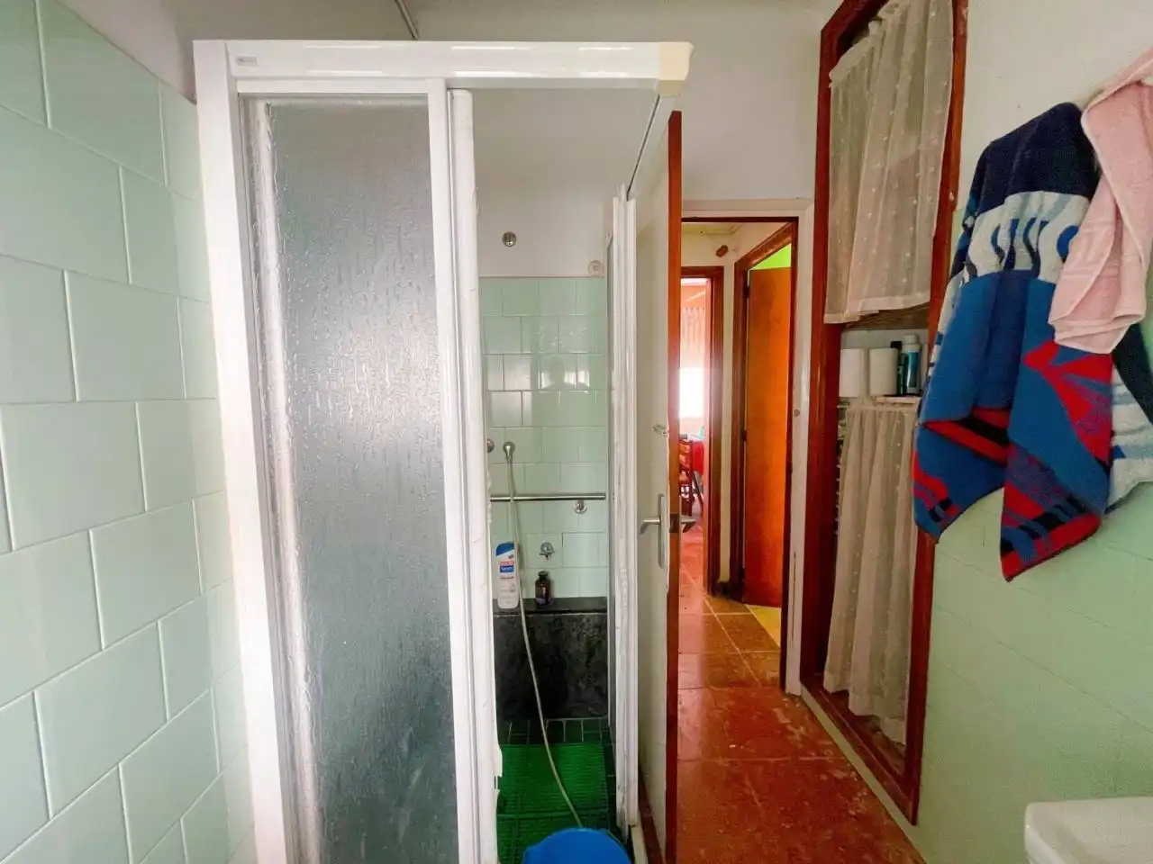 Bany de Casa o xalet en venda en Cerdanyola del Vallès amb Calefacció, Jardí privat i Terrassa