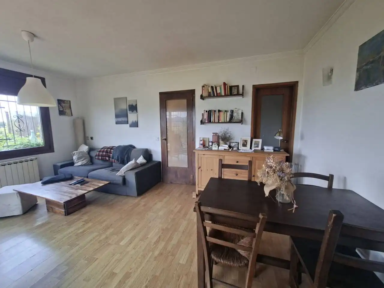 Sala de estar de Piso en venta en Sant Llorenç Savall con Jardín privado, Terraza y Trastero