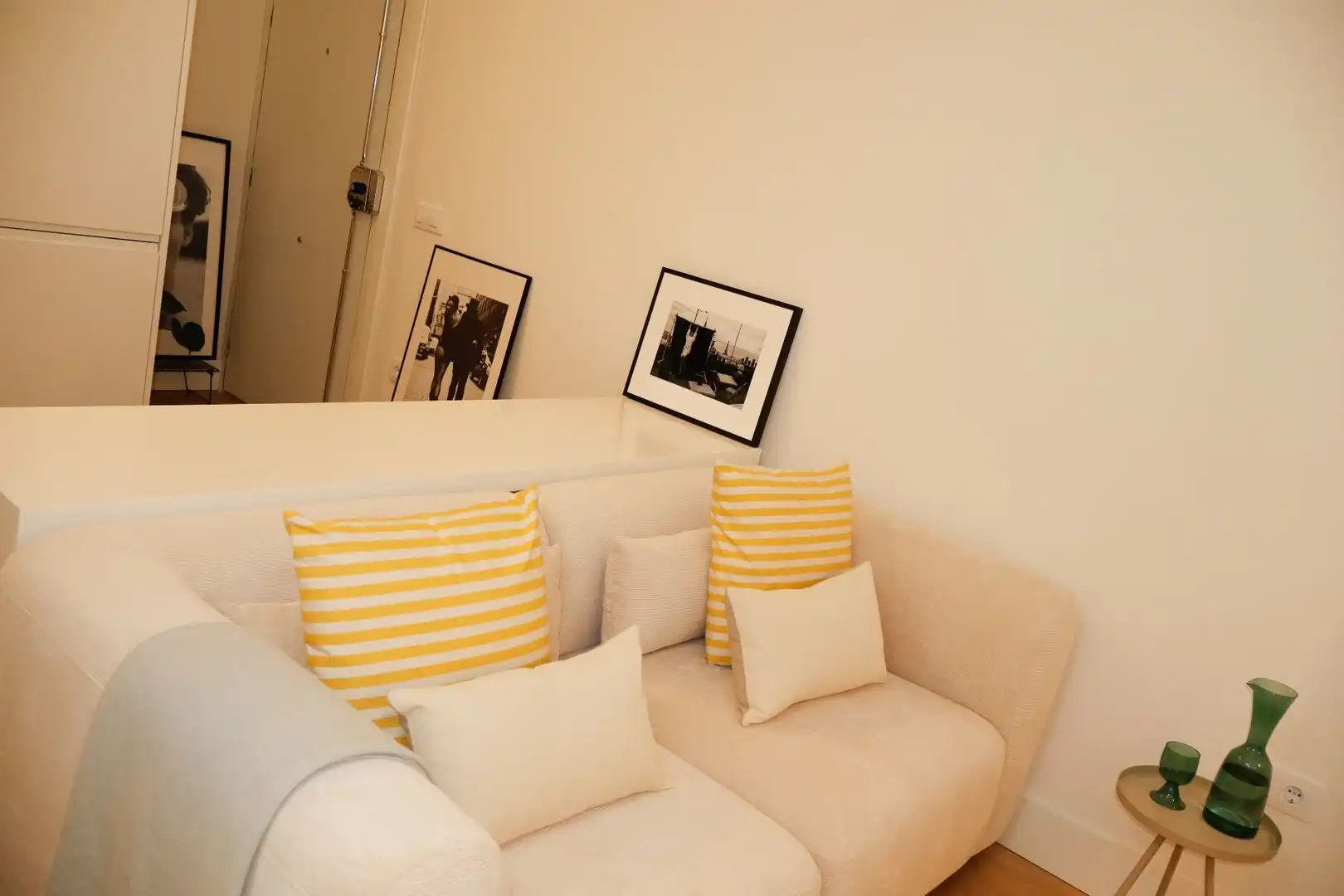 Sala d'estar de Apartament en venda en Madrid amb Aire condicionat, Calefacció i Moblat