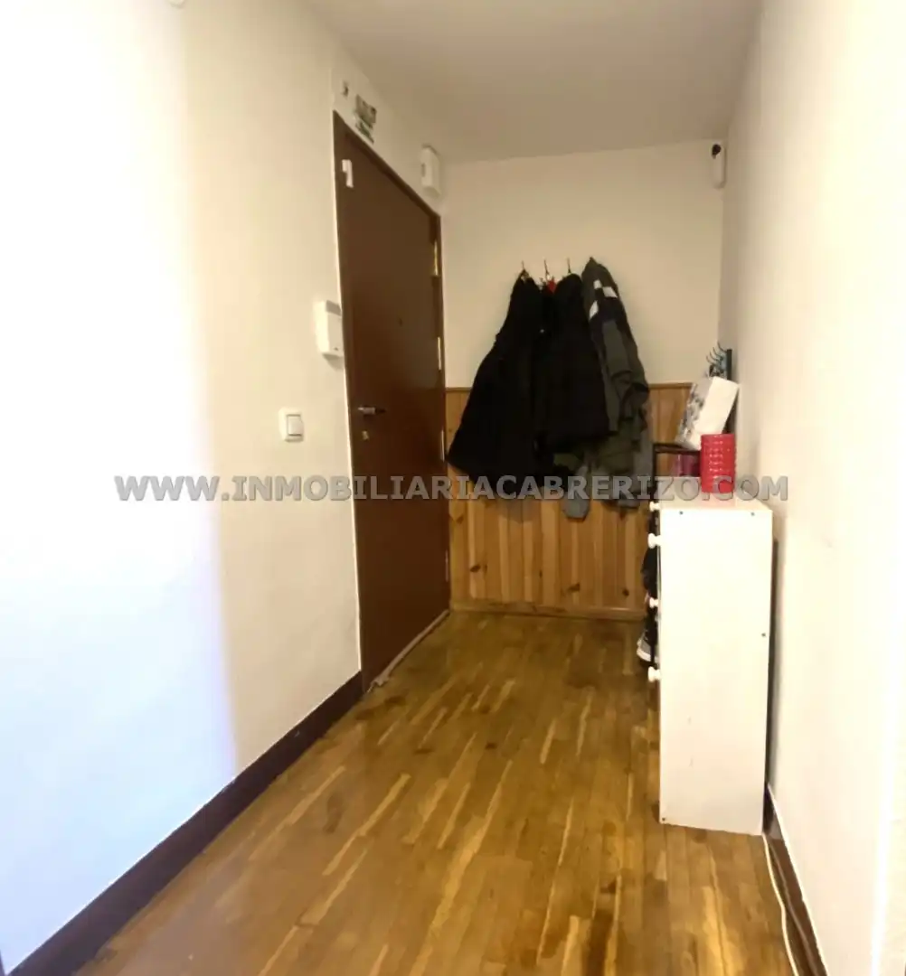 Piso en venta en  Pamplona / Iruña con Calefacción, Parquet y Terraza