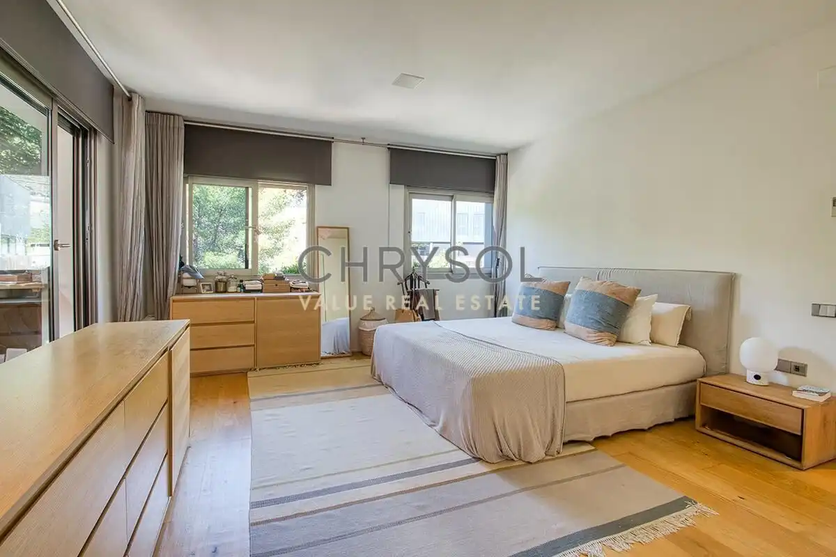 Dormitori de Àtic en venda en Barcelona amb Aire condicionat, Parquet i Terrassa