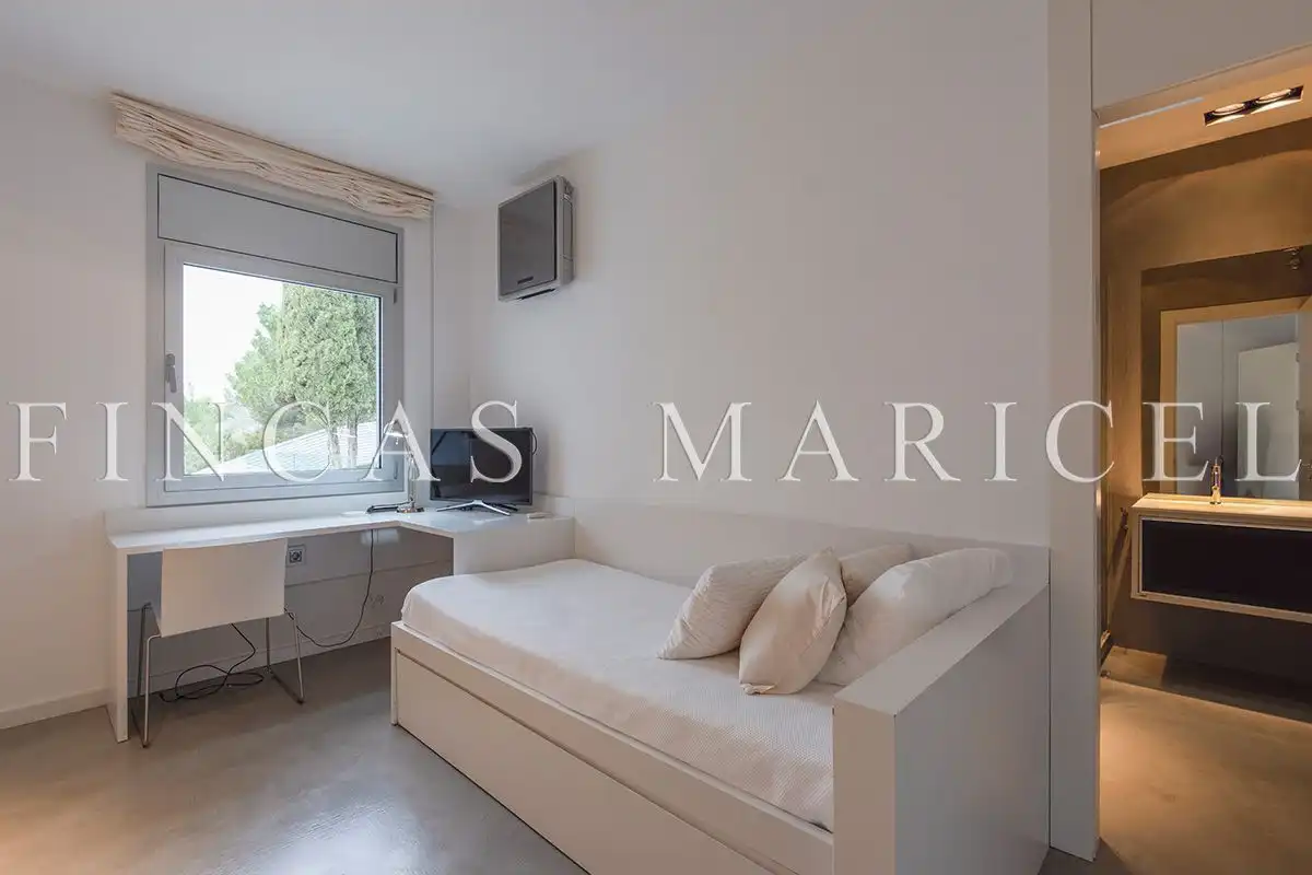 Habitación de Casa o chalet en venta en Sitges con Aire acondicionado, Calefacción y Jardín privado
