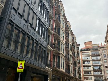 Individual with lift for sale in Errekakoetxe Kalea 4
