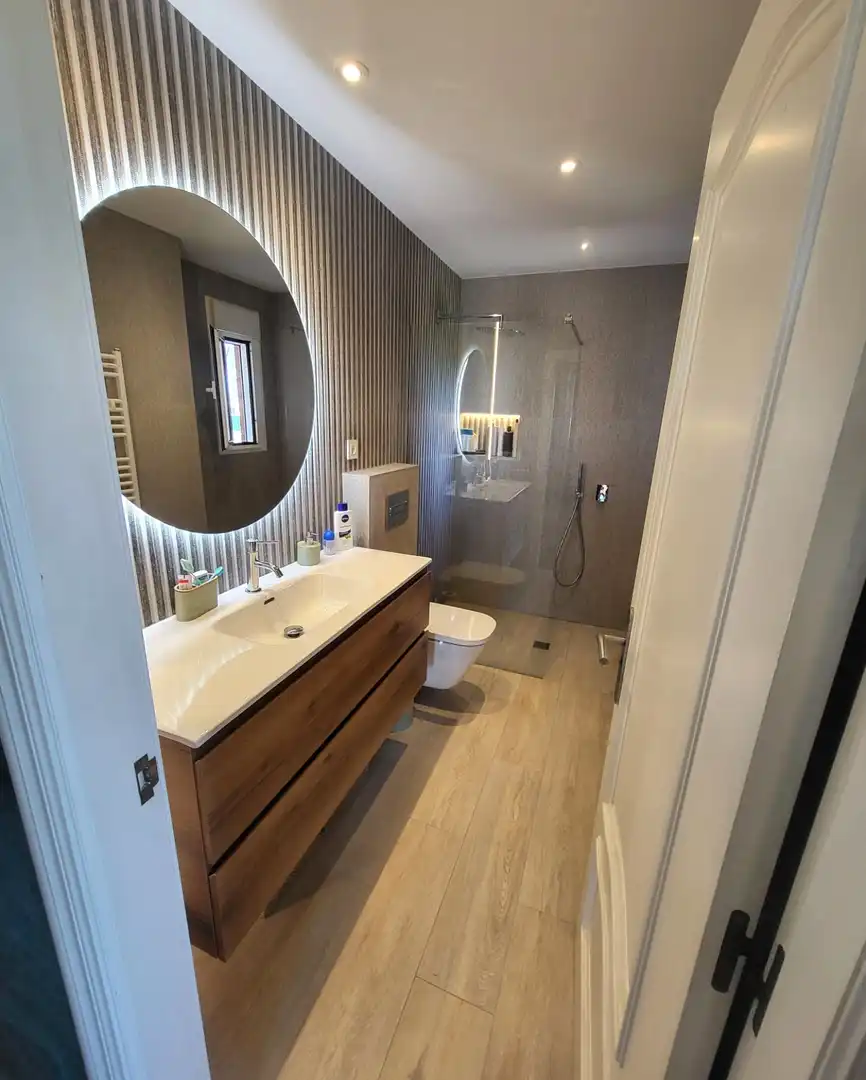 Bathroom of Detached homes for sale in Piélagos  with Heating, Private garden and Parquet flooring