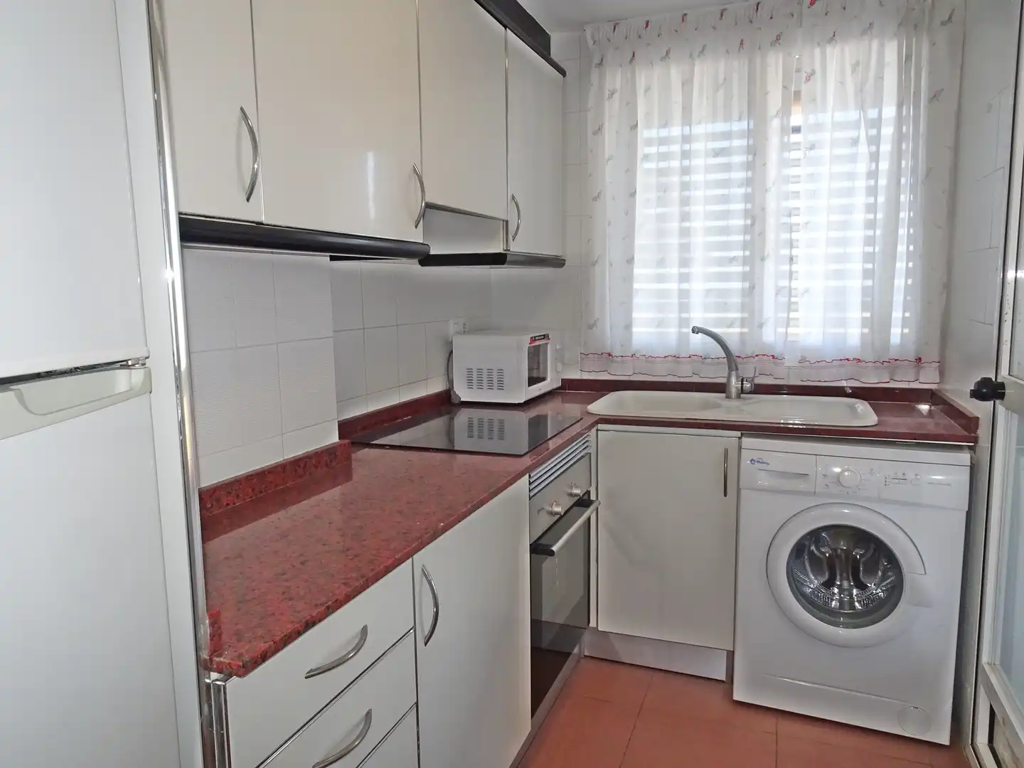 Cocina de Apartamento de alquiler en Gandia con Terraza, Amueblado y Horno