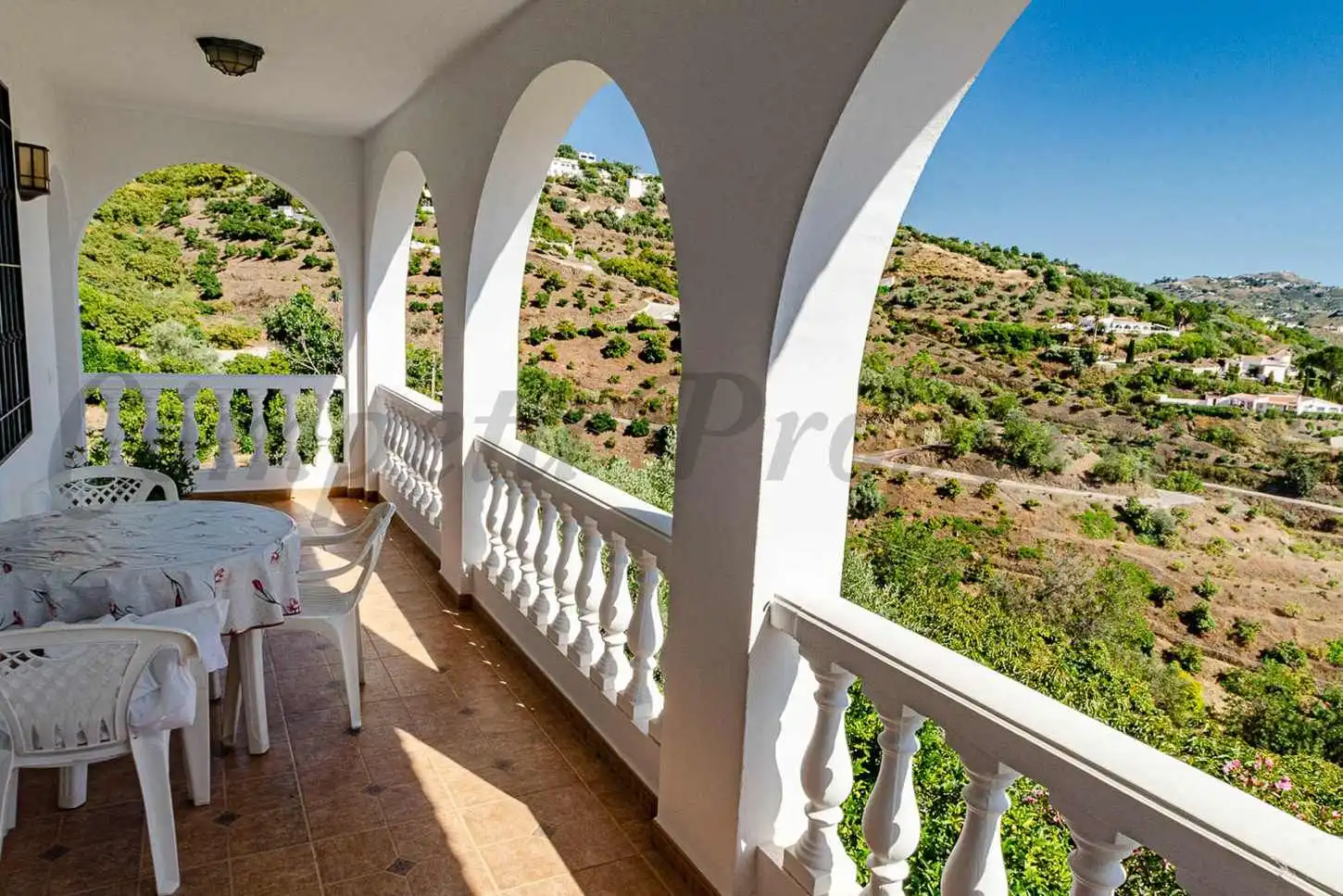 Casa amb jardí en venda a Canillas de Albaida