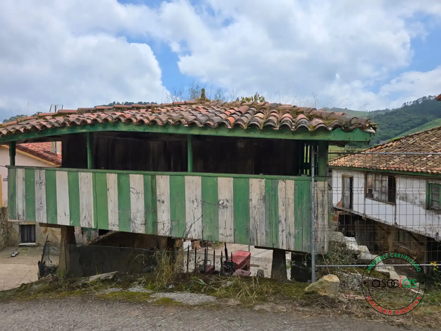 Vista exterior de Ático en venta en Llanera