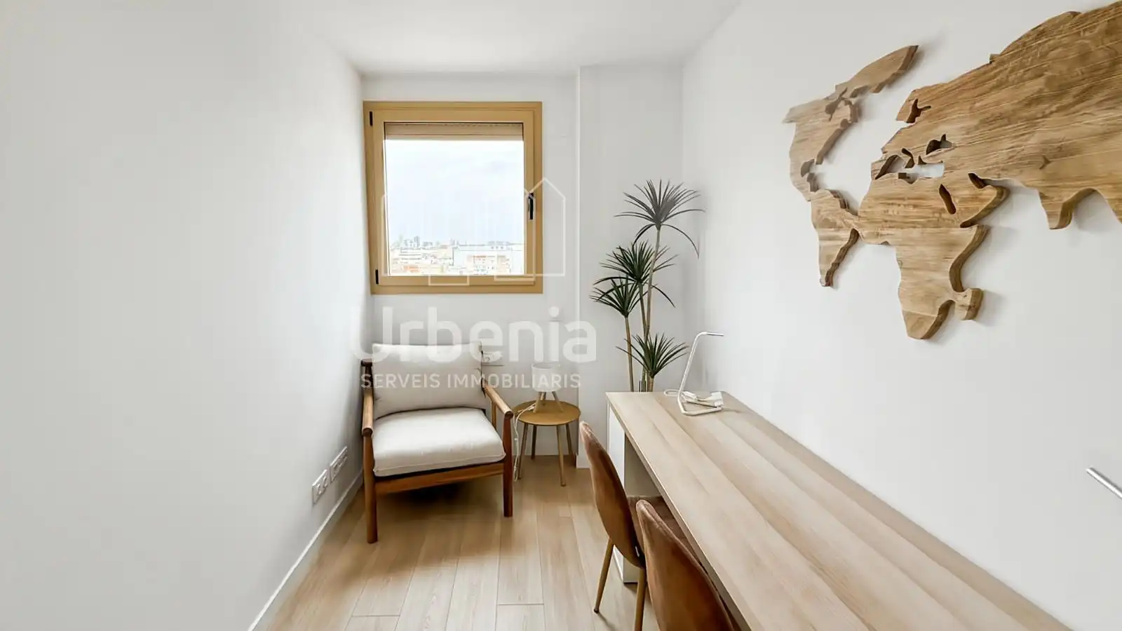 Habitación de Piso de alquiler en Badalona con Aire acondicionado, Calefacción y Terraza