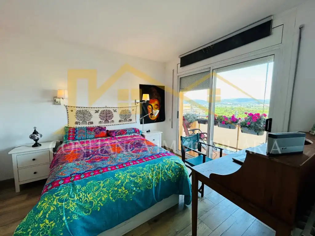 Schlafzimmer von Wohnung zum Verkauf in Blanes mit Schwimmbad