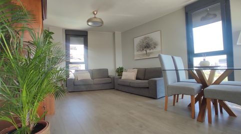 Foto 3 de Piso de alquiler en Entrenúcleos, Dos Hermanas