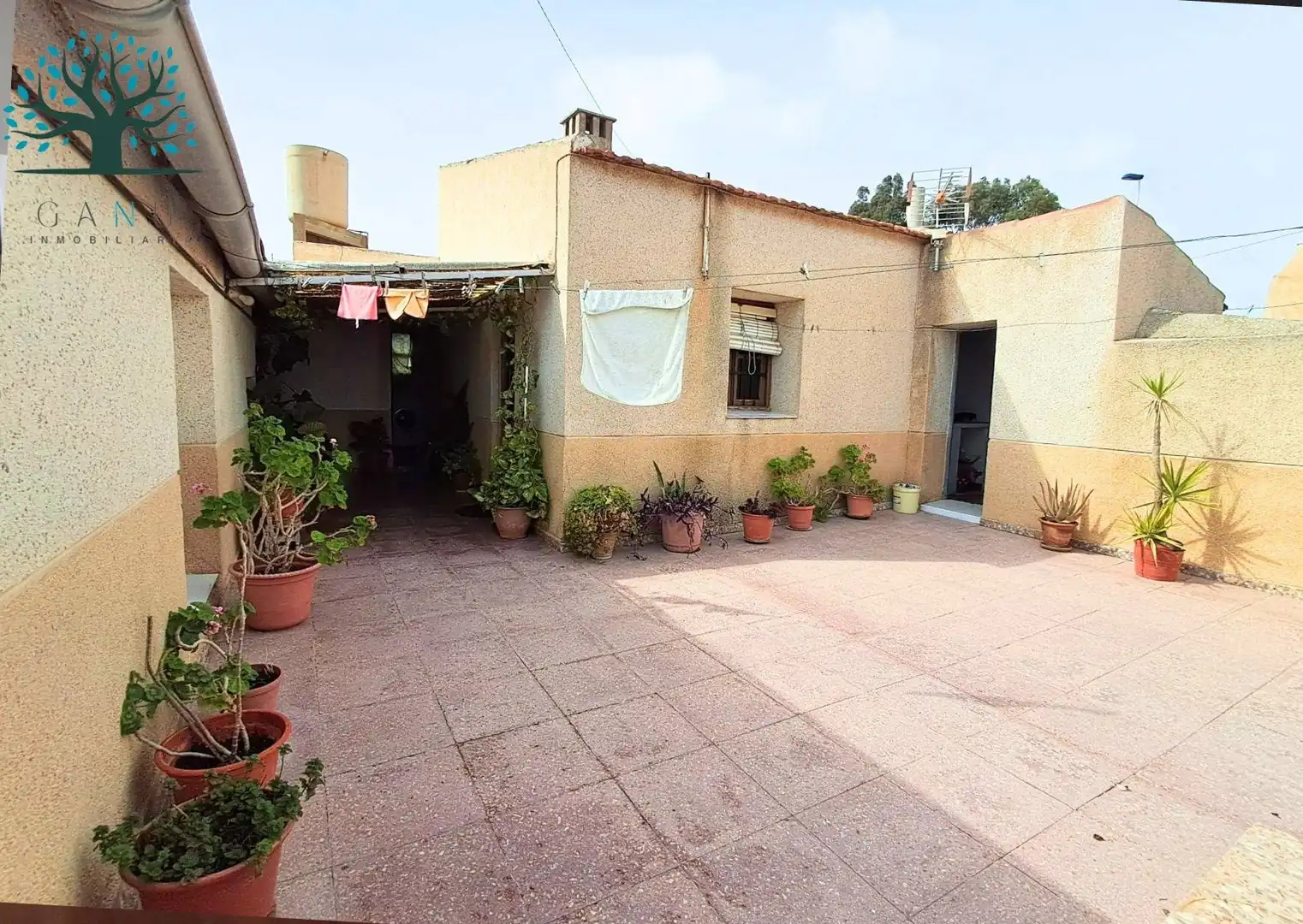 Vista exterior de Casa o xalet en venda en Mazarrón amb Jardí privat, Traster i Moblat