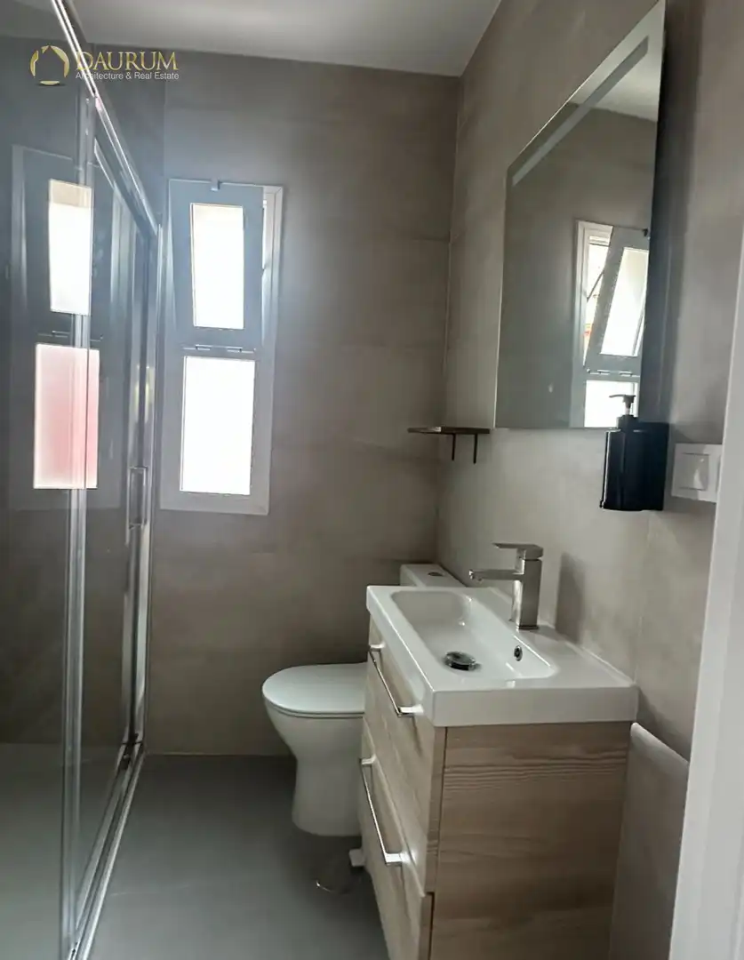 Bany de Casa o xalet en venda en Utrera amb Aire condicionat, Calefacció i Terrassa